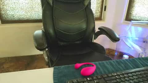 fetishsecret online show from September 13, 4:40 pm