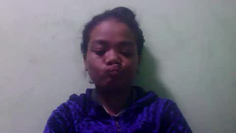 Snapshot of fetranialdy chatting on May 1, 7:46 am fetranialdy online show from May 1, 7:46 am