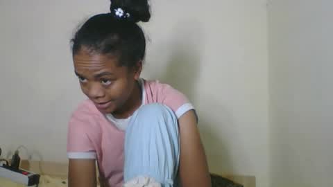 Snapshot of fetranialdy chatting on May 8, 7:14 am fetranialdy online show from May 8, 7:14 am