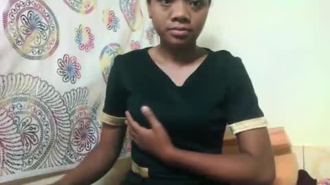 Snapshot of fetranialdy chatting on May 15, 7:04 am fetranialdy online show from May 15, 7:04 am