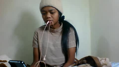 Snapshot of fetranialdy chatting on June 29, 2:40 am fetranialdy online show from June 29, 2:40 am
