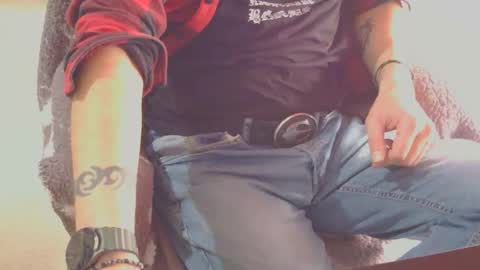 Snapshot of ffys2025 chatting on October 4, 3:32 pm ffys2025 online show from October 4, 3:32 pm