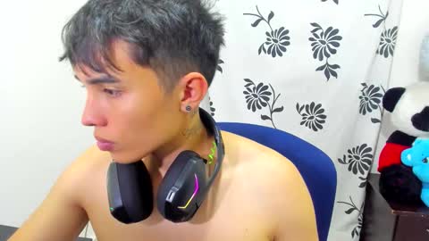 Fher Rivers online show from May 10, 3:55 am
