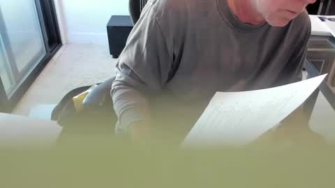 Snapshot of fhetzl chatting on November 9, 10:41 pm fhetzl online show from November 9, 10:41 pm