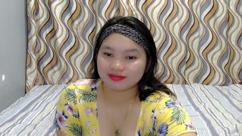 fhwilloughbyxx online show from March 31, 5:35 pm