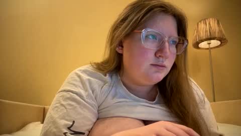 Sophie online show from February 14, 4:41 pm