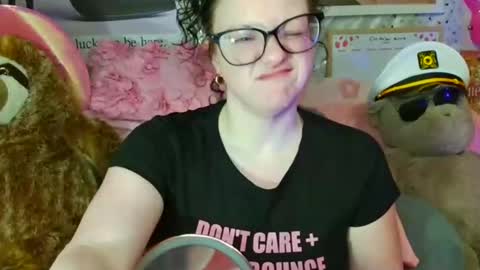 fieryminx67 online show from November 3, 8:48 am