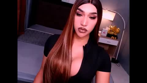 fighterhouse online show from March 26, 11:49 am