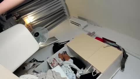 Snapshot of filipina_demure chatting on October 8, 8:12 am Sandy online show from October 8, 8:12 am