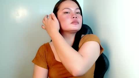 Snapshot of filipina_oh_carol chatting on June 8, 2:01 am miss carol online show from June 8, 2:01 am