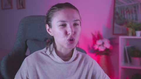 Snapshot of filipinaadams chatting on December 14, 8:56 am cap and Lana  online show from December 14, 8:56 am