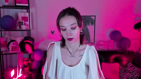 Snapshot of filipinaadams chatting on December 18, 11:34 am cap and Lana  online show from December 18, 11:34 am