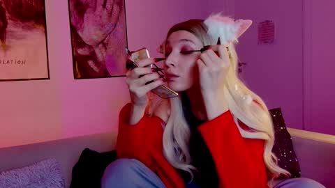 Snapshot of filipinaadams chatting on December 22, 8:16 am cap and Lana  online show from December 22, 8:16 am