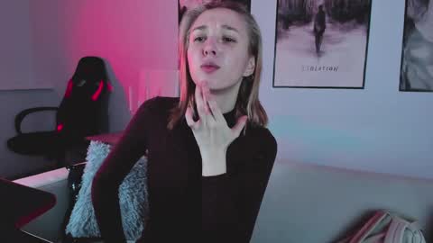 Snapshot of filipinaadams chatting on February 13, 2:12 am cap and Lana  online show from February 13, 2:12 am