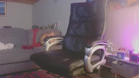 Snapshot of filisdude chatting on December 2, 8:48 pm frank online show from December 2, 8:48 pm