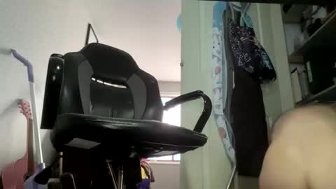 Snapshot of filthymarriedcouple chatting on May 16, 7:27 am filthymarriedcouple online show from May 16, 7:27 am