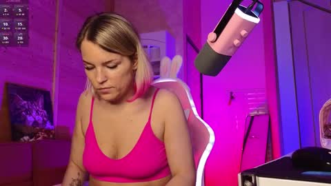 Lady online show from May 27, 4:48 pm