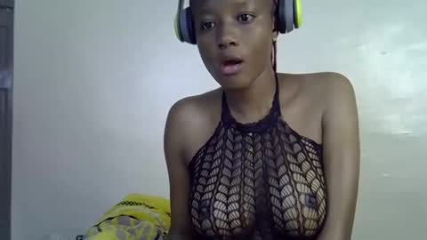 slimmie online show from December 19, 8:43 am