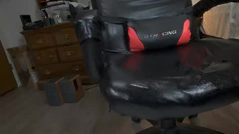 fineazzjohn online show from May 18, 5:46 am