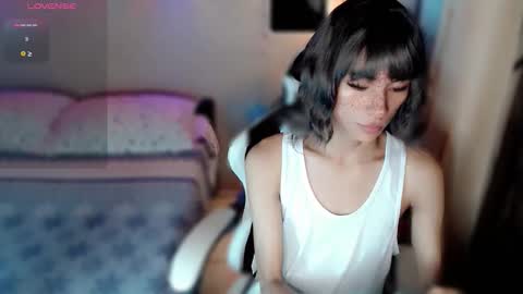 Snapshot of fineboii_rey18 chatting on February 20, 12:05 pm fineboii_rey18 online show from February 20, 12:05 pm