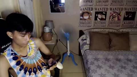 Snapshot of fineboii_rey18 chatting on March 26, 5:46 am fineboii_rey18 online show from March 26, 5:46 am