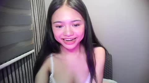 KEONA online show from July 19, 2:54 pm