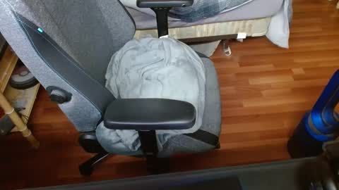 Snapshot of fingerpoppingeachother chatting on January 4, 3:07 am fingerpoppingeachother online show from January 4, 3:07 am