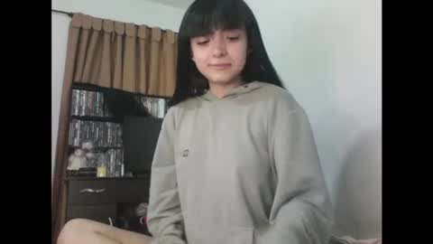 finnky1 online show from April 8, 3:50 am