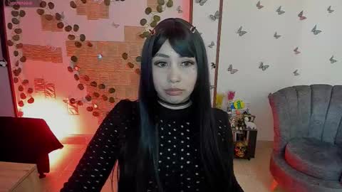 Snapshot of fiore_sanz chatting on March 4, 3:01 am online show from March 4, 3:01 am