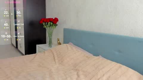 fire_emily online show from May 22, 1:24 am