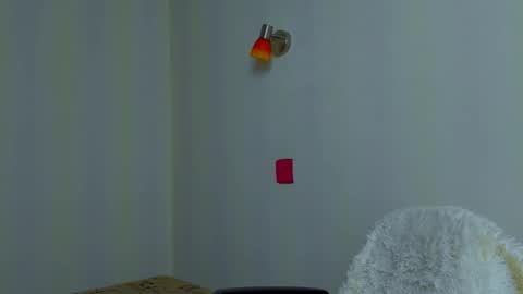 Snapshot of fire_luna chatting on March 3, 5:35 am fire_luna online show from March 3, 5:35 am