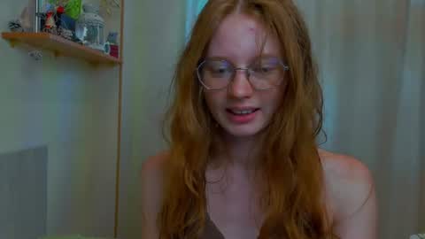 Snapshot of fire_luna chatting on June 17, 7:55 am fire_luna online show from June 17, 7:55 am