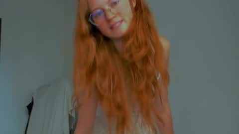 Snapshot of fire_luna chatting on July 16, 1:39 pm fire_luna online show from July 16, 1:39 pm