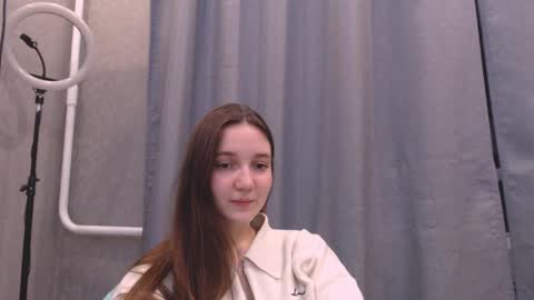 Snapshot of fireflies_fly_ chatting on January 22, 6:31 pm fireflies_fly_ online show from January 22, 6:31 pm