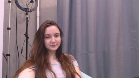 Snapshot of fireflies_fly_ chatting on January 28, 4:08 pm fireflies_fly_ online show from January 28, 4:08 pm