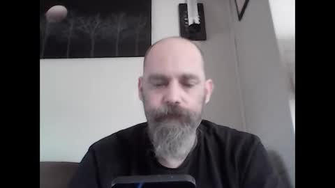 Snapshot of fireprince1977 chatting on April 19, 2:49 pm Brad online show from April 19, 2:49 pm