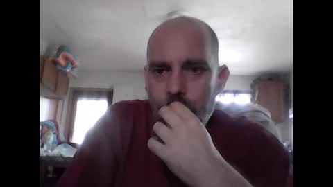 Snapshot of fireprince1977 chatting on May 10, 8:47 pm Brad online show from May 10, 8:47 pm
