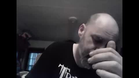 Snapshot of fireprince1977 chatting on May 13, 1:36 am Brad online show from May 13, 1:36 am