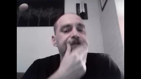 Snapshot of fireprince1977 chatting on May 23, 12:27 am Brad online show from May 23, 12:27 am