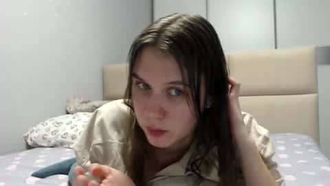 Snapshot of firststarsara chatting on January 12, 7:21 pm Sara online show from January 12, 7:21 pm