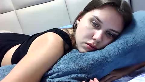 Sara online show from June 4, 6:58 pm