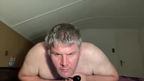 Snapshot of fistme33 chatting on October 12, 5:45 pm fistme33 online show from October 12, 5:45 pm