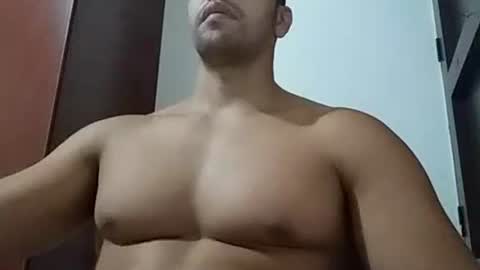 fitchestabs_69 online show from November 17, 3:40 pm