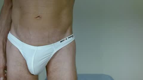 Snapshot of fithotguy90 chatting on July 5, 12:06 am Luis online show from July 5, 12:06 am