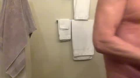 Snapshot of fitonetoo chatting on January 7, 4:29 am fitonetoo online show from January 7, 4:29 am