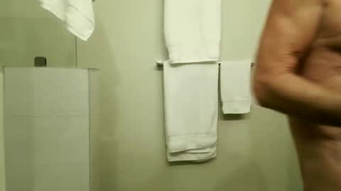 Snapshot of fitonetoo chatting on September 12, 11:43 am fitonetoo online show from September 12, 11:43 am