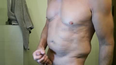 Snapshot of fitonetoo chatting on October 28, 12:41 pm fitonetoo online show from October 28, 12:41 pm