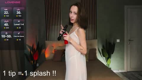 im Linda please give me thumbs up online show from October 16, 9:54 am