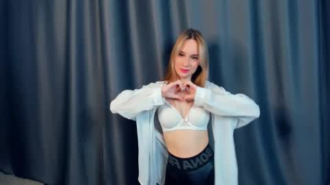 Kira online show from January 9, 12:24 am