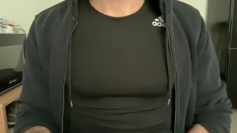 Snapshot of fla85 chatting on December 2, 10:42 am Fla is short for Flavio online show from December 2, 10:42 am